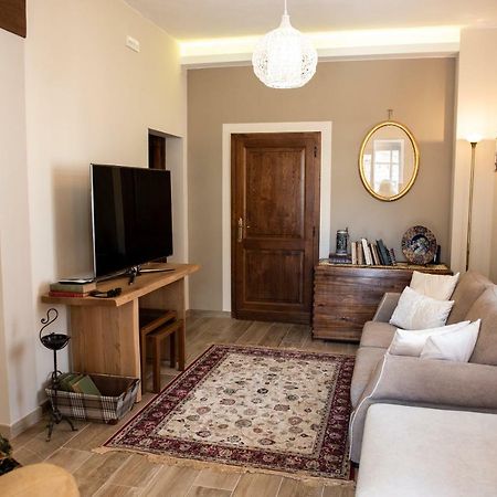 La Rosa Di Francesco Inn Valfabbrica Εξωτερικό φωτογραφία