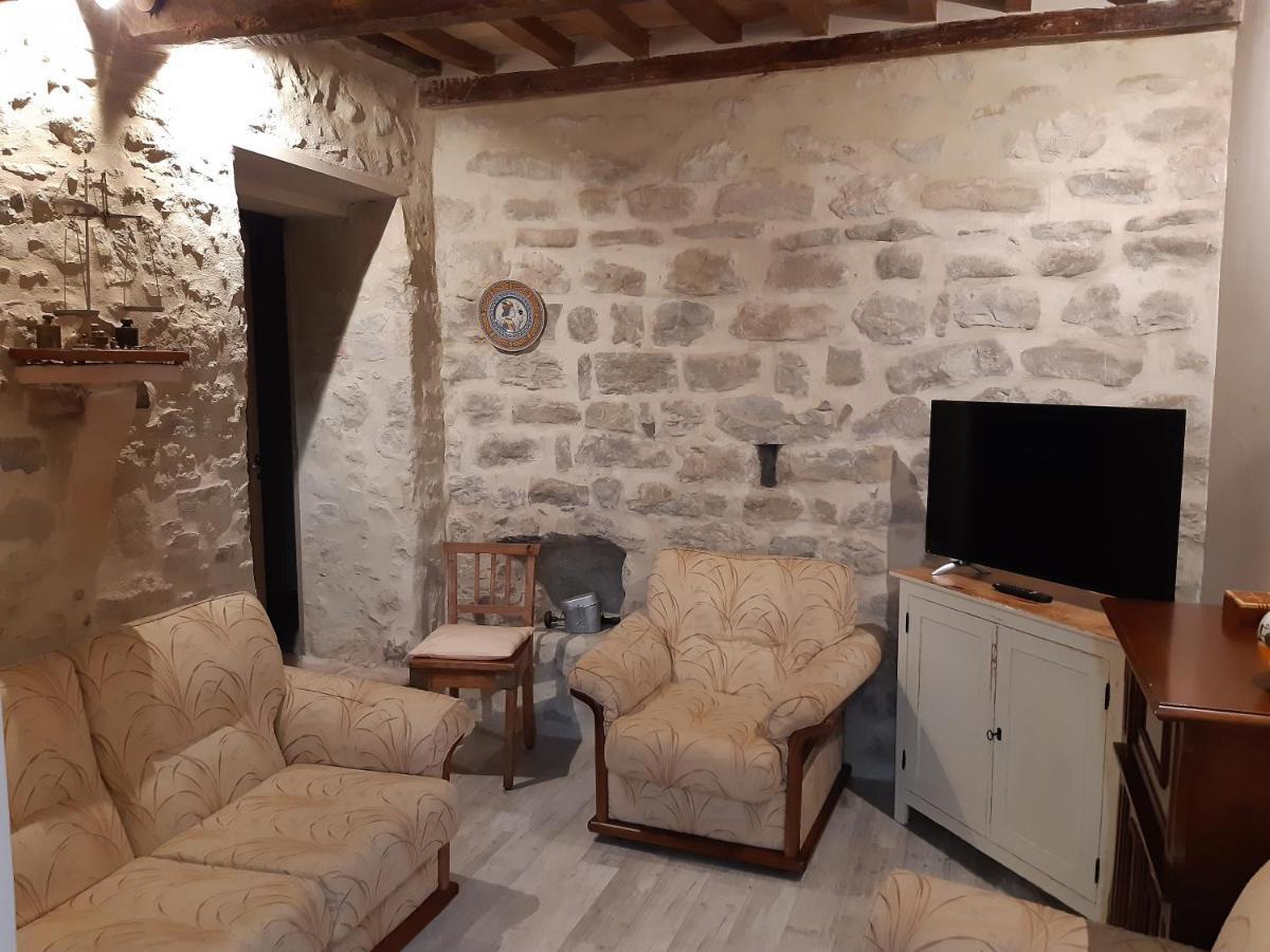 La Rosa Di Francesco Inn Valfabbrica Εξωτερικό φωτογραφία